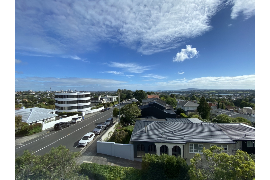propertyImages