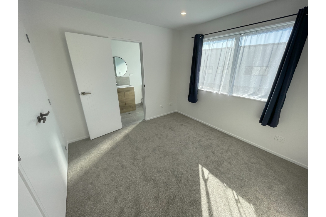 propertyImages