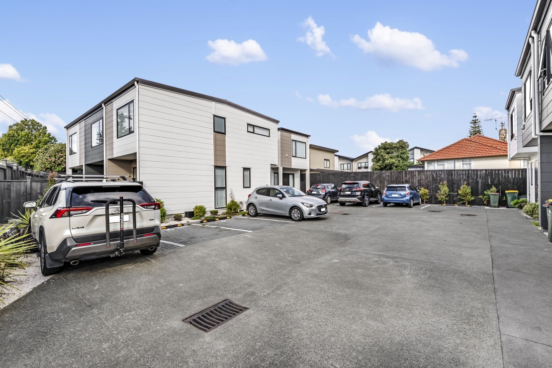 propertyImages