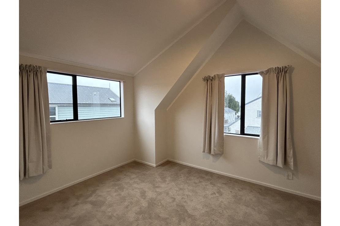 propertyImages