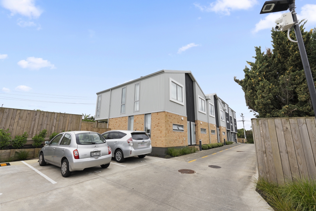 propertyImages