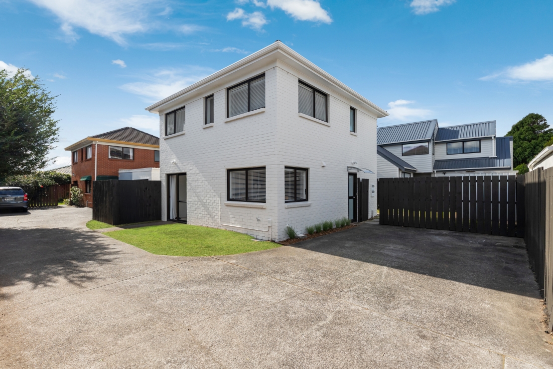 propertyImages