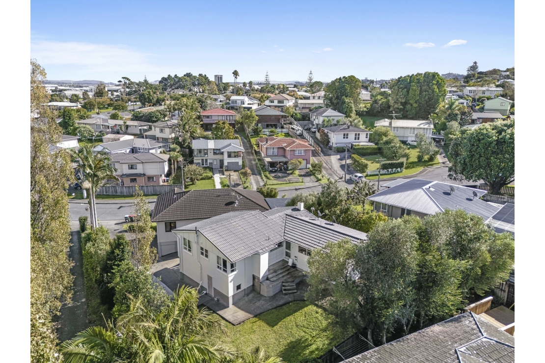 propertyImages