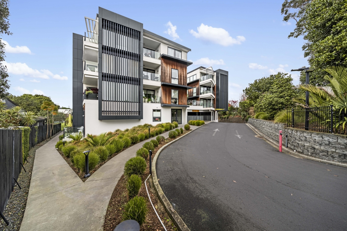 propertyImages