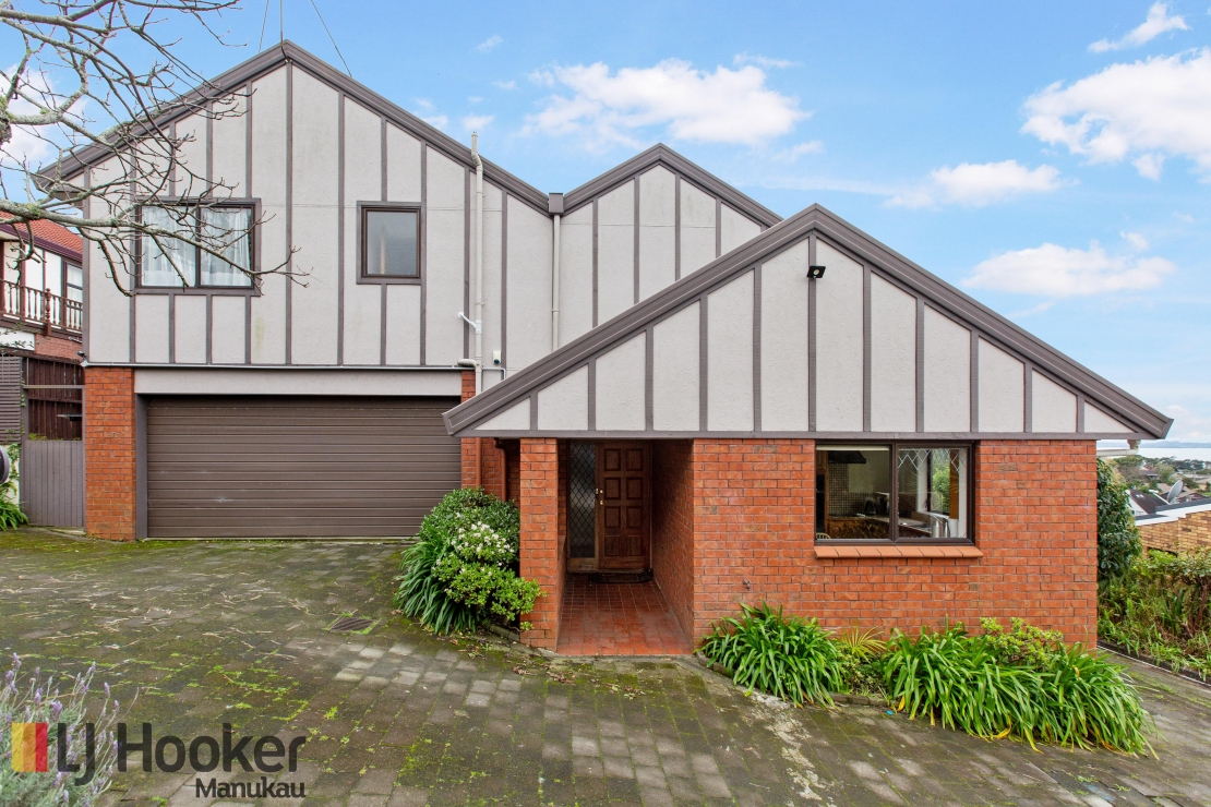 Ilikethat - Vendor on the Move- with Sea View in Macleans Zone - Manukau City, Auckland