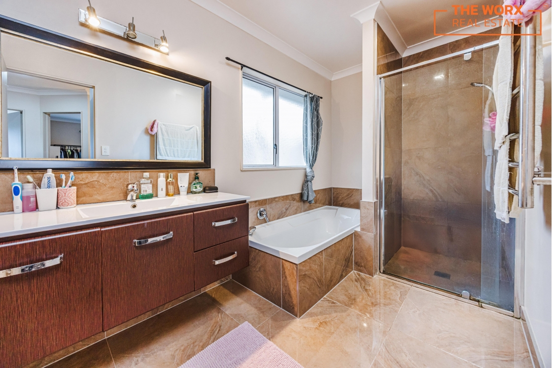 propertyImages