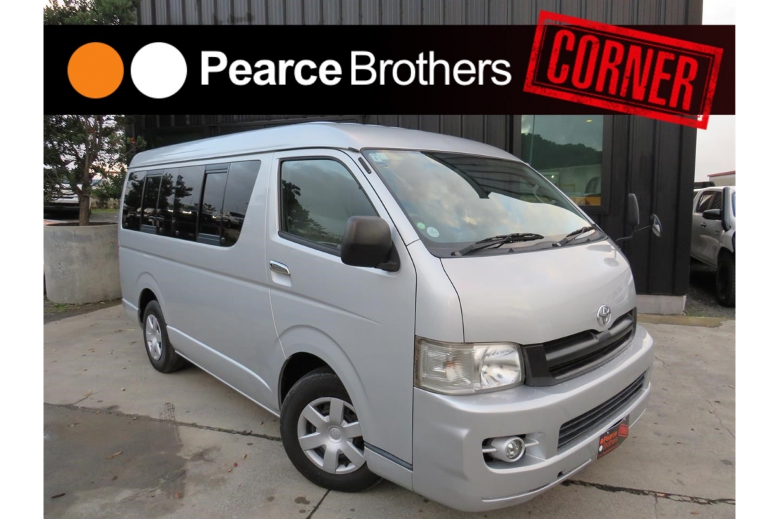Ilikethat - Toyota, Hiace 4WD 10 SEATER, 2005 - Auckland City, Auckland