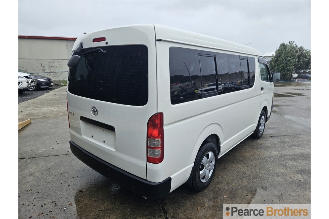 Ilikethat - Toyota, Hiace 10 SEATER, 2.7L PETROL, 2008 - Auckland City, Auckland