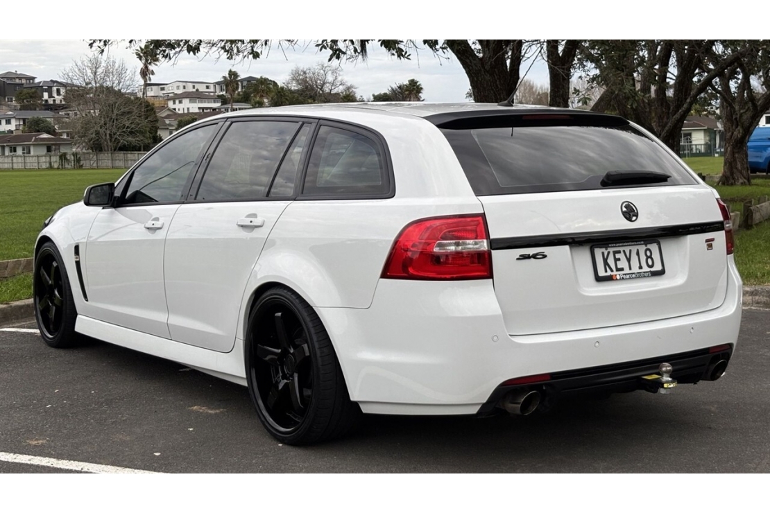 Ilikethat - Holden, Commodore VF2 SV6 LOWERED ON 20&quo..., 2016  - Auckland City, Auckland 