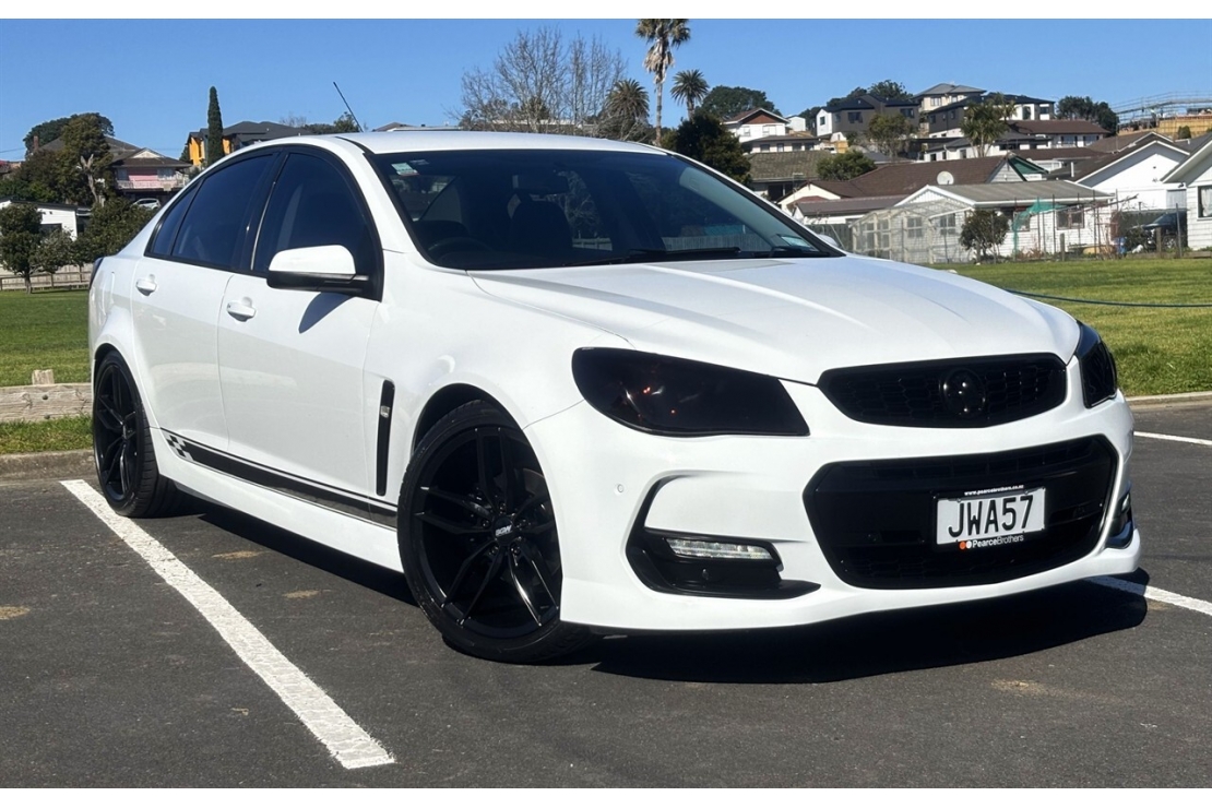 Ilikethat - Holden, Commodore VF2 SV6 BLACK EDITION, 2016 - Auckland City, Auckland