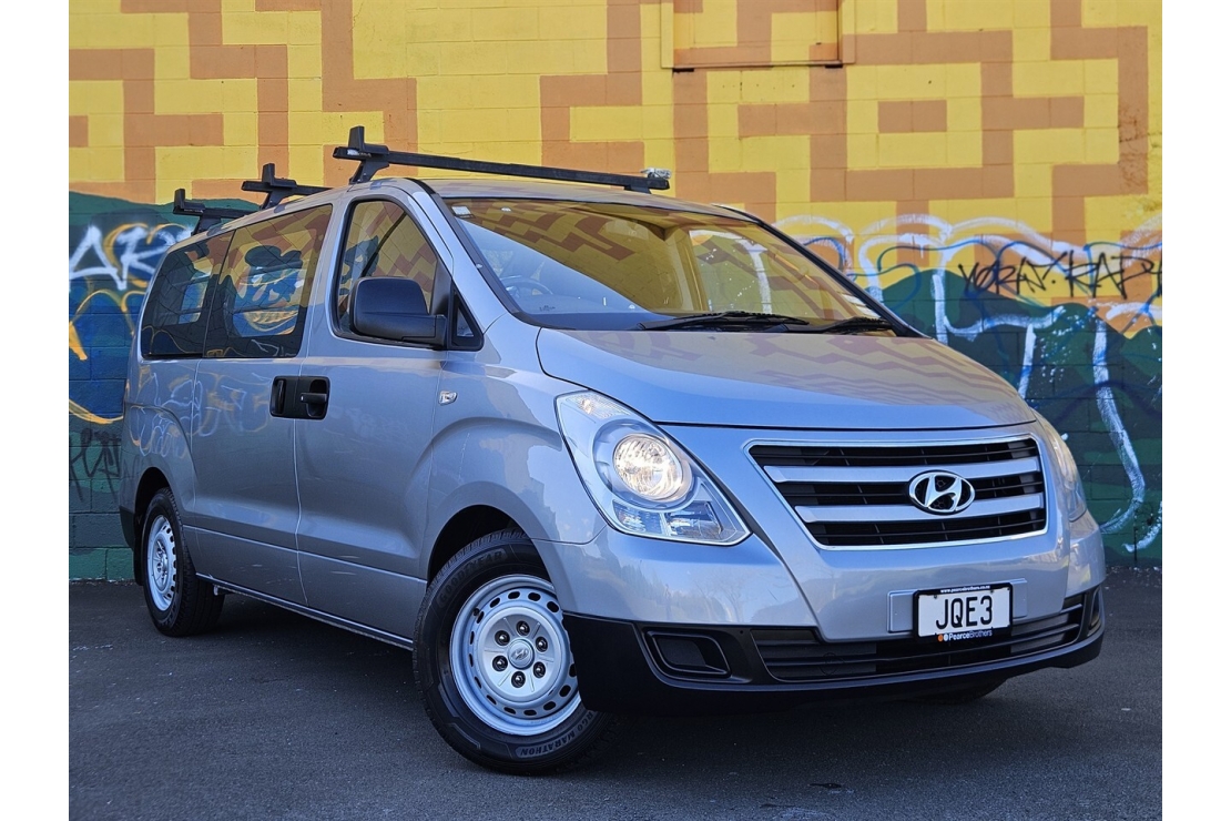 Ilikethat - Hyundai, Iload 2.5 CRDI MANUAL, 2016  - Auckland City, Auckland 