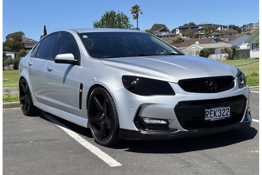 Ilikethat - Holden, Commodore VF2 SV6 BLACK EDITION, 2016  - Auckland City, Auckland 