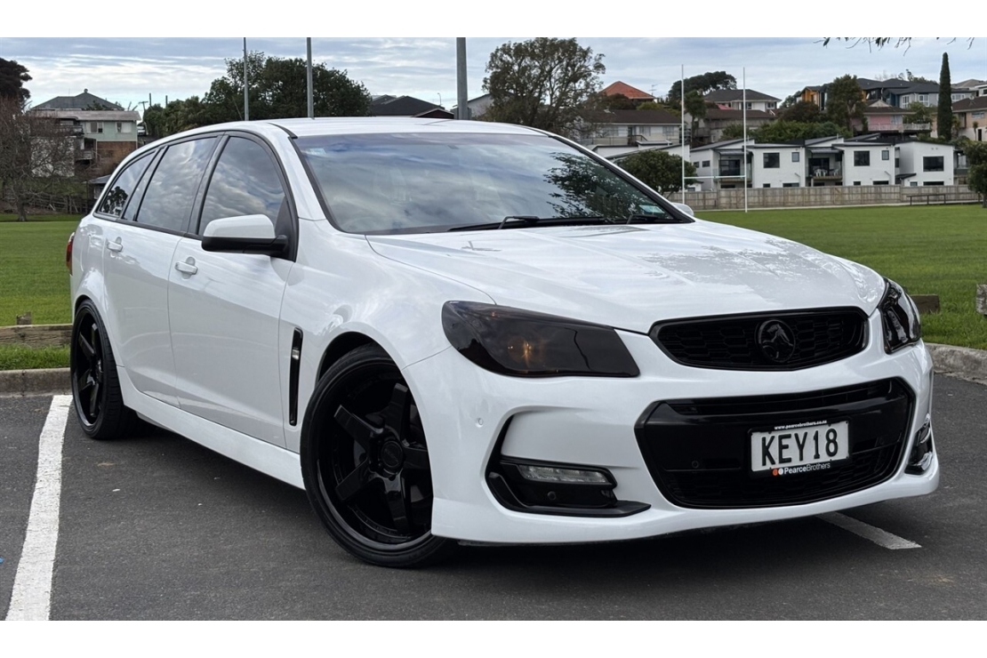 Ilikethat - Holden, Commodore VF2 SV6 LOWERED ON 20&quo..., 2016  - Auckland City, Auckland 