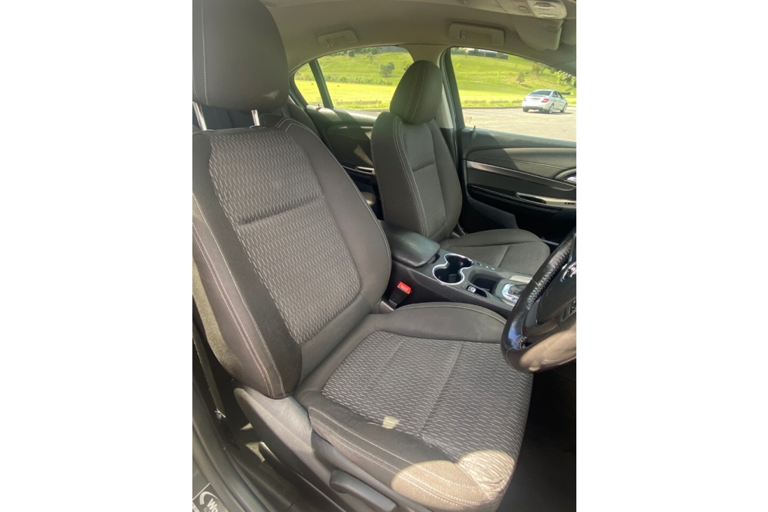 Ilikethat - Holden, Commodore VF2 EVOKE LOWERED ON 20"S, 2017  - Auckland City, Auckland 