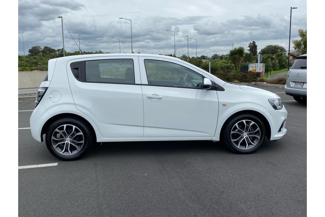 Ilikethat - Holden, Barina LS, 2017 - Auckland City, Auckland 