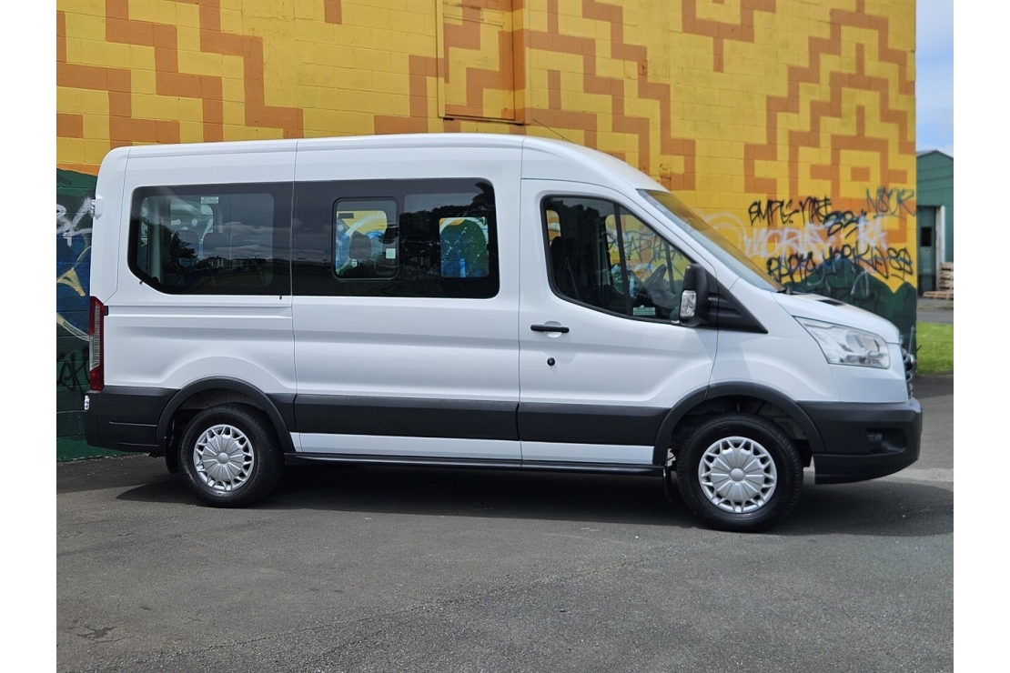 Ilikethat - Ford, Transit 370 12 SEAT MINI BUS MANUAL, 2015  - Auckland City, Auckland 