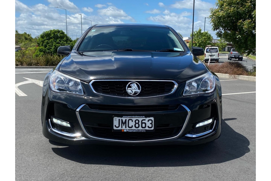 Ilikethat - Holden, Commodore VF2 SV6 BLACK EDITION, 2015  - Auckland City, Auckland 