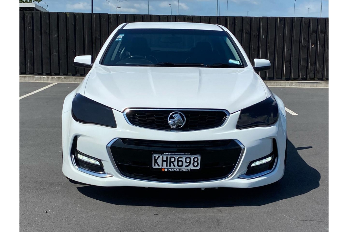 Ilikethat - Holden, Commodore VF2 SV6 LOWERED, BLACKOUT, 2017  - Auckland City, Auckland 