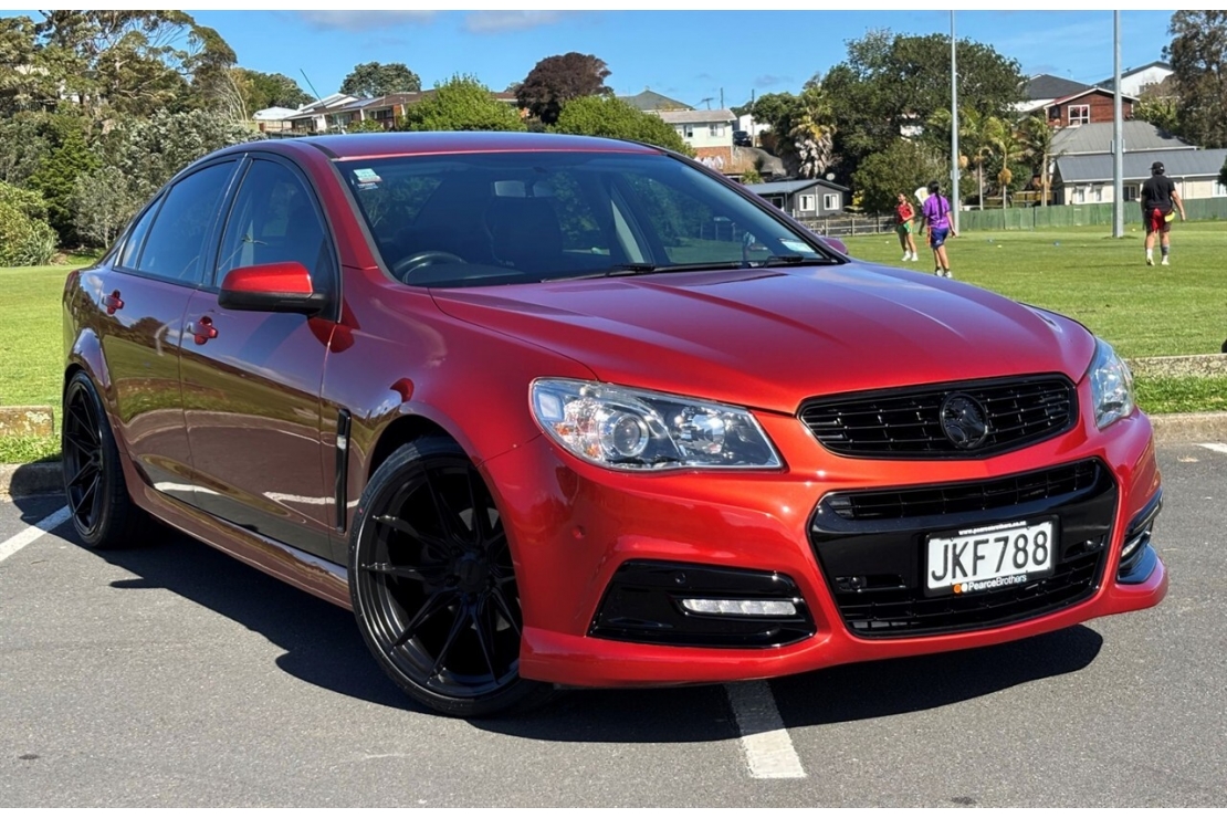 Ilikethat - Holden, Commodore VF SV6 BLACKOUT - NZ NEW, 2015  - Auckland City, Auckland 