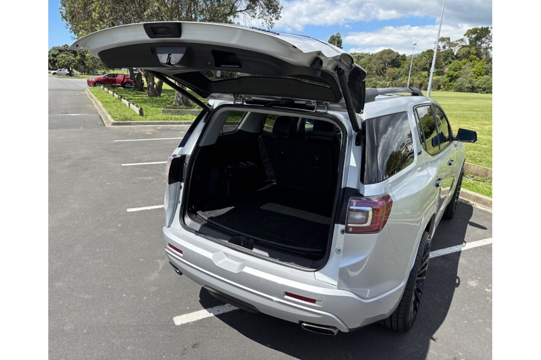 Ilikethat - Holden, Acadia LTZ-V 3.6P 4WD 7 SEATER, 2018  - Auckland City, Auckland 