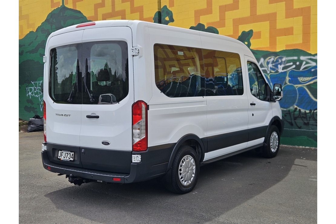 Ilikethat - Ford, Transit 370 12 SEAT MINI BUS MANUAL, 2015  - Auckland City, Auckland 