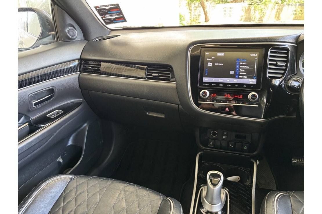 Ilikethat - Mitsubishi, Outlander VRX PHEV/4WD, 2021  - Auckland City, Auckland 