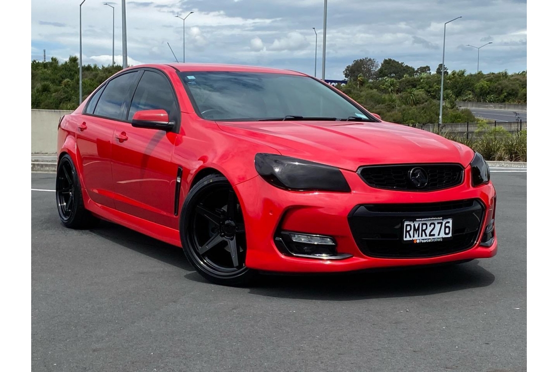 Ilikethat - Holden, Commodore SV6,LOWERED,BLACKED OUT, 2016  - Auckland City, Auckland 