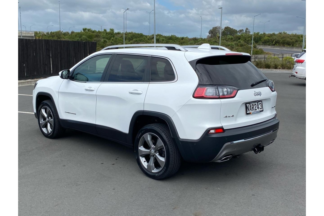 I like that Featured Classified Listing - Jeep, Cherokee LIMITED 3.2 PETROL 4WD NZ NEW, 2020 - Auckland City, Auckland