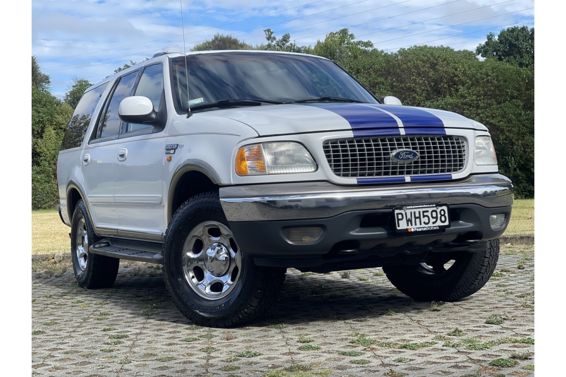 Ilikethat - Ford, Expedition 5.4 V8 PETROL EDDIE BAUER..., 1999 - Auckland City, Auckland 