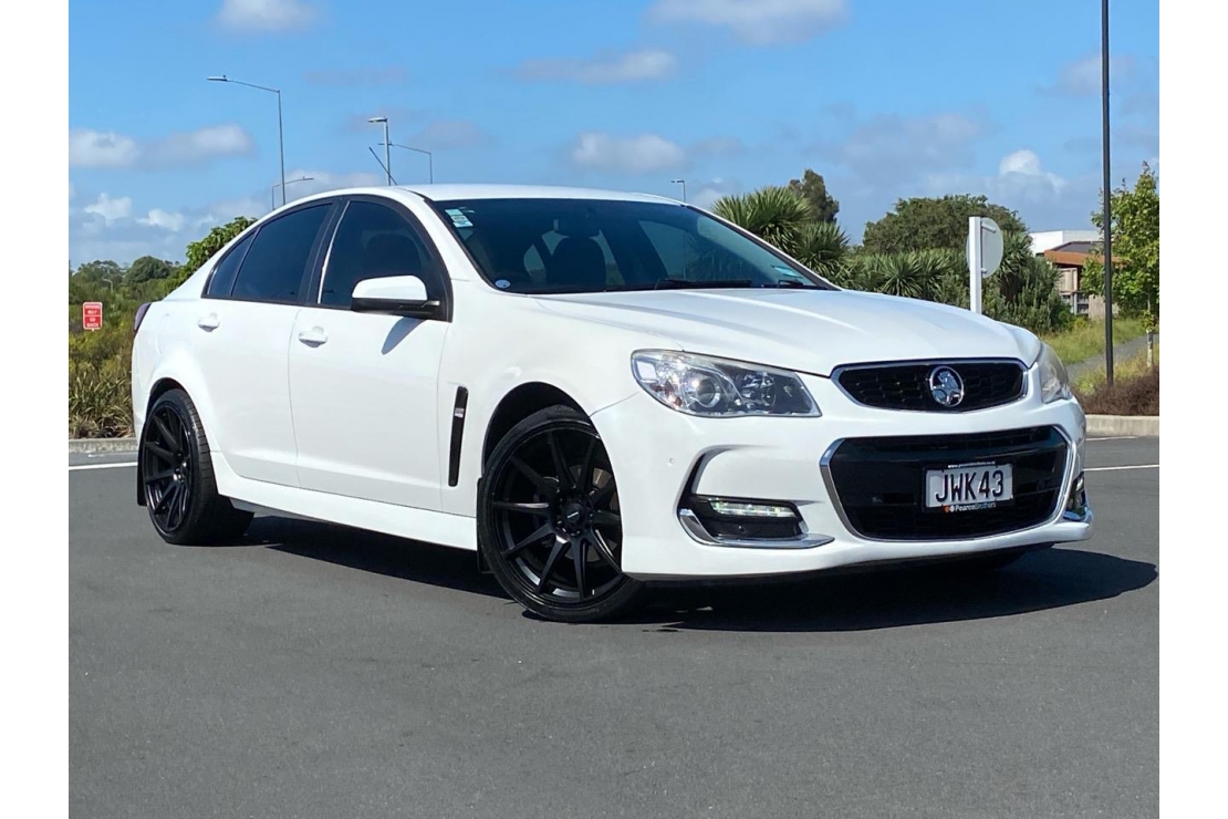 Ilikethat - Holden, Commodore VF2 SV6, BLACKED OUT!!!, 2016 - Auckland City, Auckland 