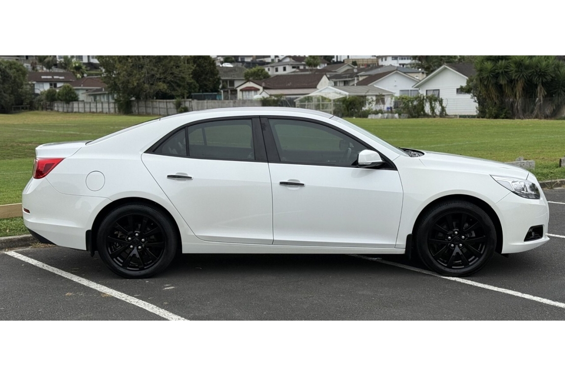 Ilikethat - Holden, Malibu CDX 2.4 - BLACKED OUT, 2014  - Auckland City, Auckland 