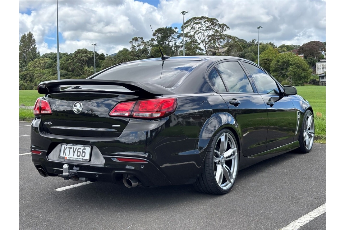 Ilikethat - Holden, Commodore VF2 SV6 LOWERED ON 20&quo..., 2017  - Auckland City, Auckland 