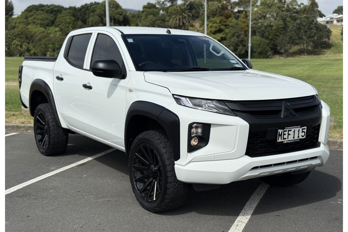 Ilikethat - Mitsubishi, Triton GLX, 4X4, 20" MAGS, 2019  - Auckland City, Auckland 