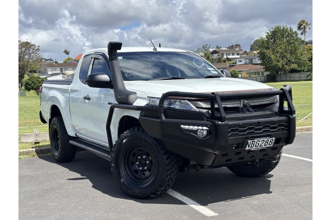 Ilikethat - Mitsubishi, Triton GLX 4X4 CC, 2020  - Auckland City, Auckland 