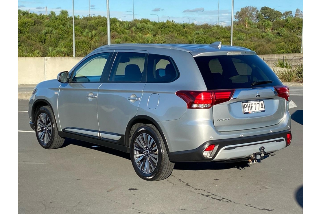 Ilikethat - Mitsubishi, Outlander LS 4WD 7 SEATER!!, 2022 - Auckland City, Auckland 