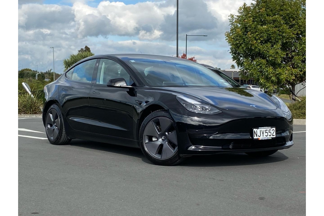 I like that Featured Classified Listing - Tesla, Model 3 STANDARD RANGE PLUS, 2021 - Auckland City, Auckland