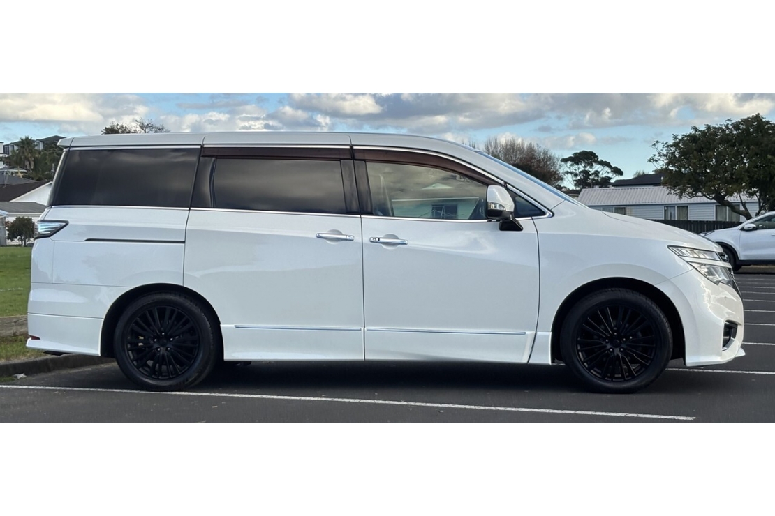 Ilikethat - Nissan, ELGRAND HIGHWAY STAR 7 SEATER, 2014  - Auckland City, Auckland 