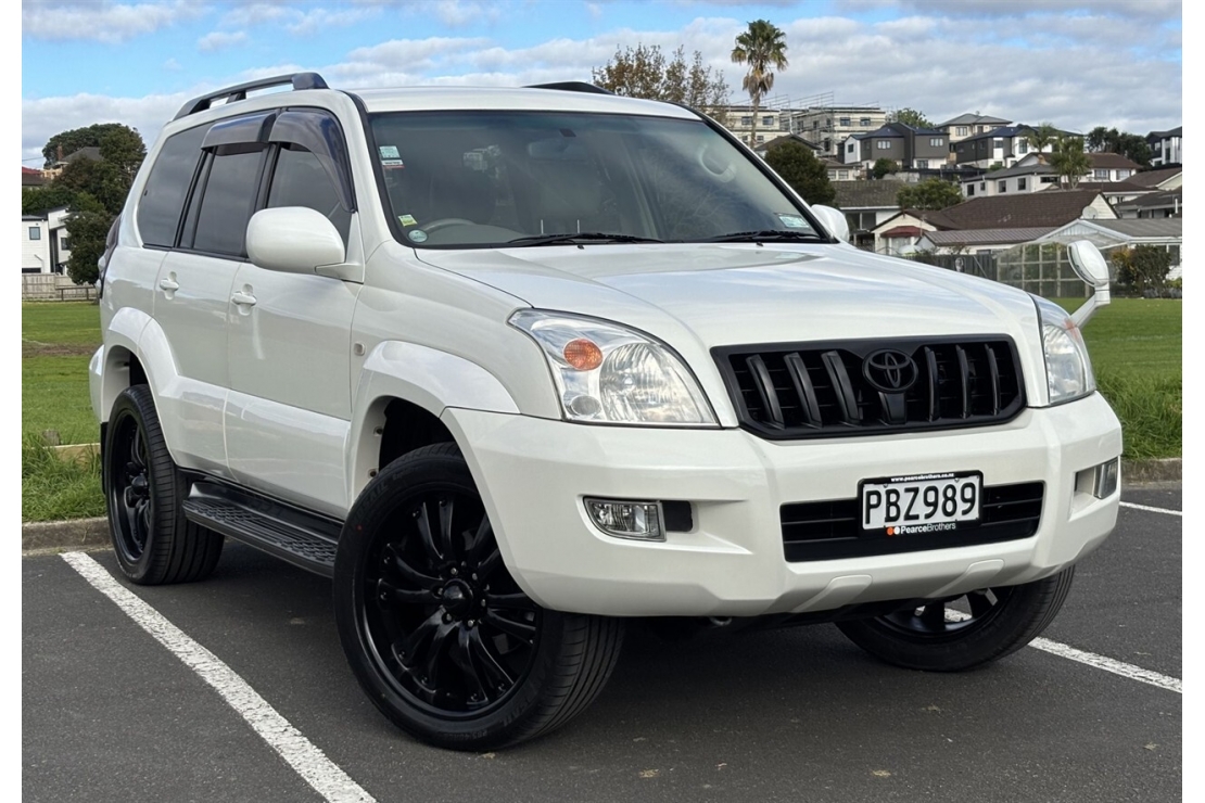 Ilikethat - Toyota, Landcruiser Prado 4.0 PETROL 4X4 8 SEATER, 2007 - Auckland City, Auckland 