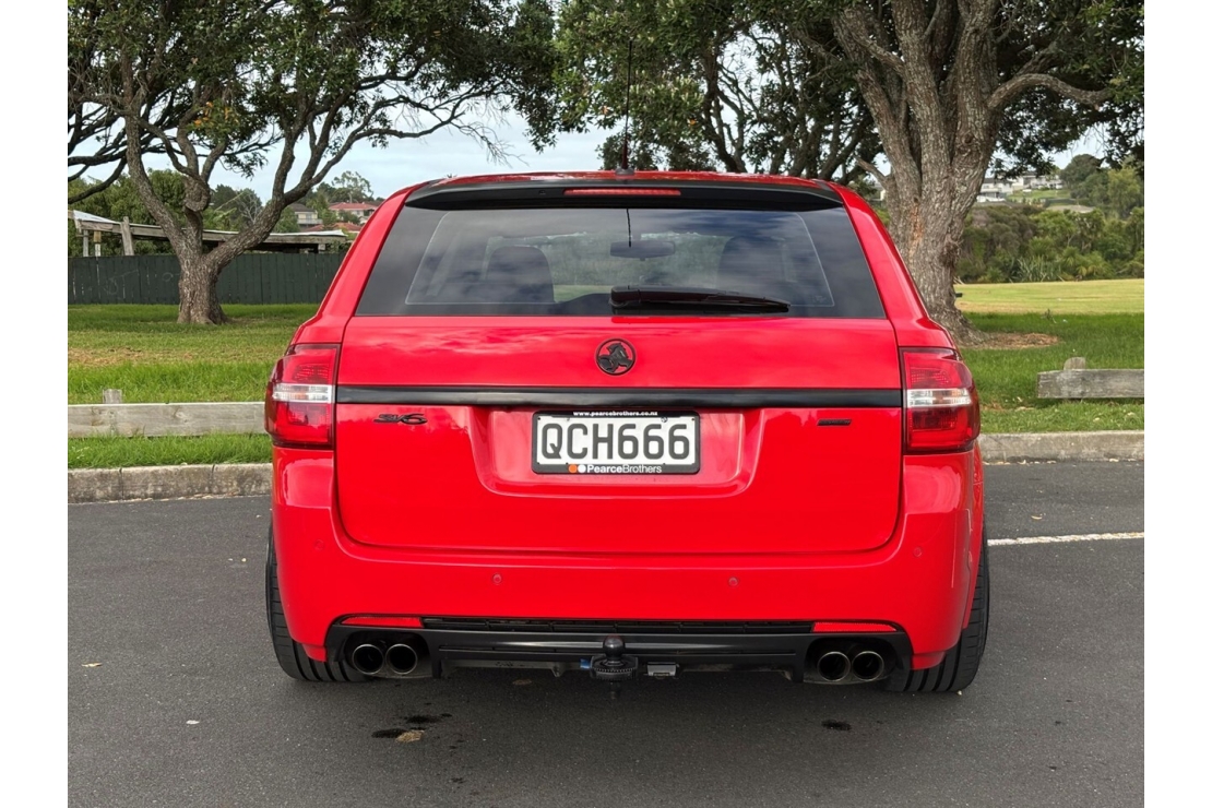 Ilikethat - Holden, Commodore VF2 SV6 SPORTSWAGON, 2016  - Auckland City, Auckland 