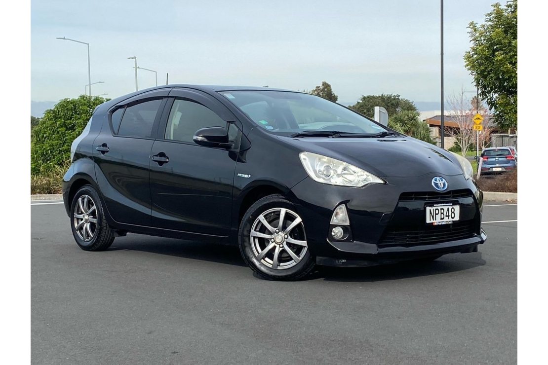Ilikethat - Toyota, Aqua 1.5L Hybrid, 2014 - Auckland City, Auckland 