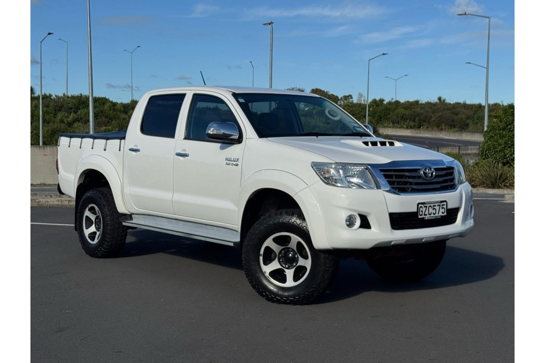 Ilikethat - Toyota, Hilux SR5 4WD 3.0TD DC 4A, 2013 - Auckland City, Auckland