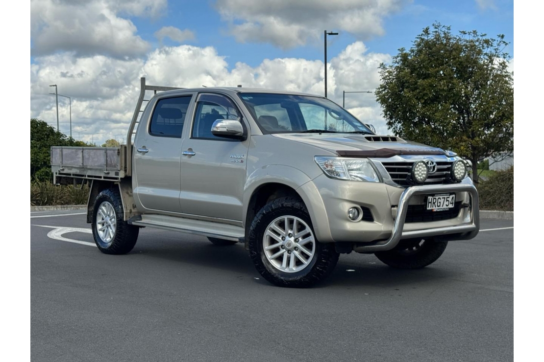 Ilikethat - Toyota, Hilux SR5 4WD 3.0TD DC 5M, 2014 - Auckland City, Auckland