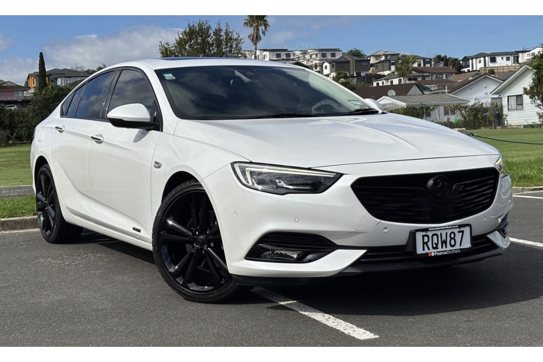 Ilikethat - Holden, Commodore CALAIS V 4WD NZ NEW, 2018 - Auckland City, Auckland