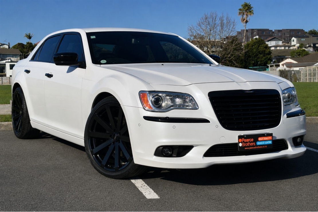 Ilikethat - Chrysler, 300C LTD 3.6L V6 22" ALLOYS, 2013 - Auckland City, Auckland