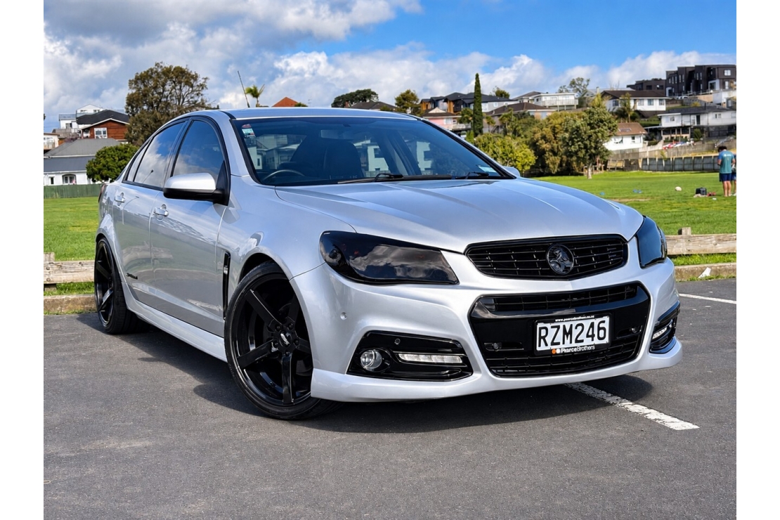 Ilikethat - Holden, Commodore VF SV6 STORM BLACKED OUT, 2015 - Auckland City, Auckland