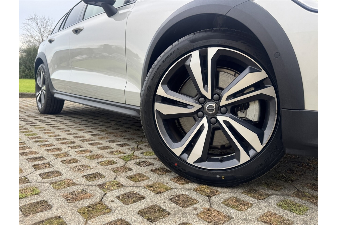 Ilikethat - Volvo, V60 B5 AWD CROSS COUNTRY, 2022 - Auckland City, Auckland