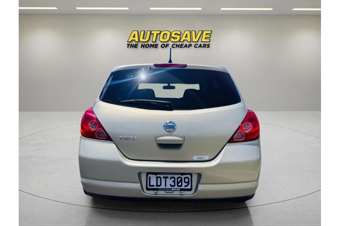 Ilikethat - Nissan, Tiida LOW KM'S, ECONOMICAL..., 2005  - Auckland City, Auckland 