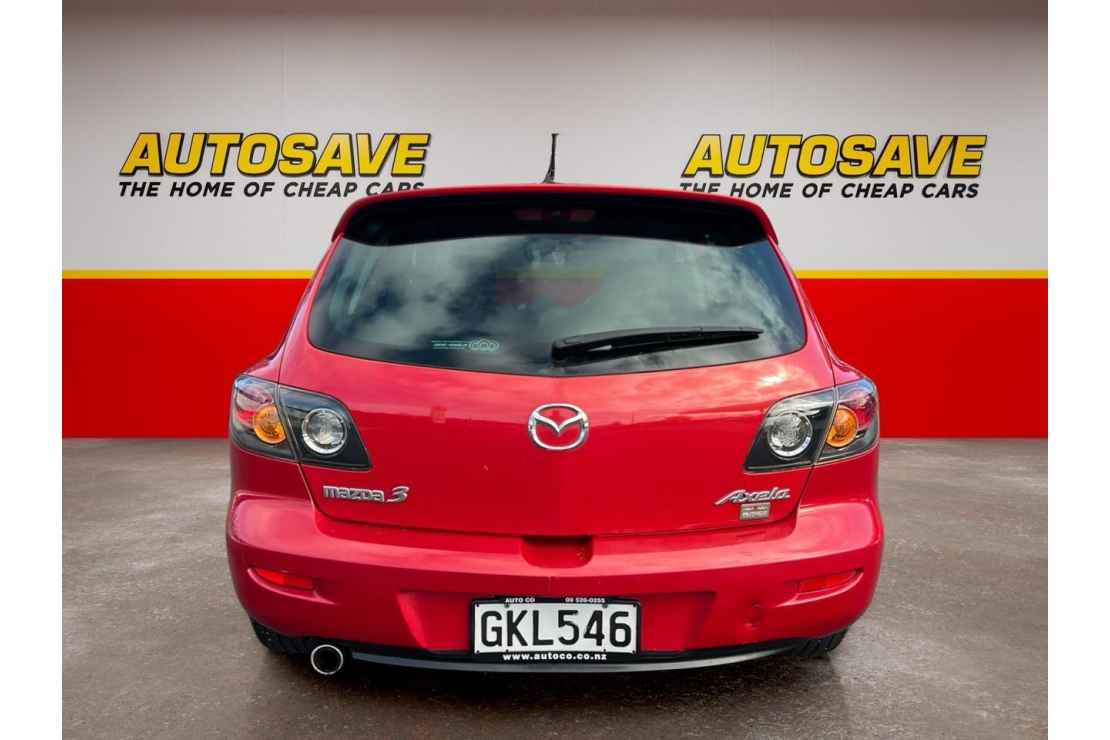 Ilikethat - Mazda, Axela LOW KMS, HATCH BACK, GAS ..., 2005  - Auckland City, Auckland 