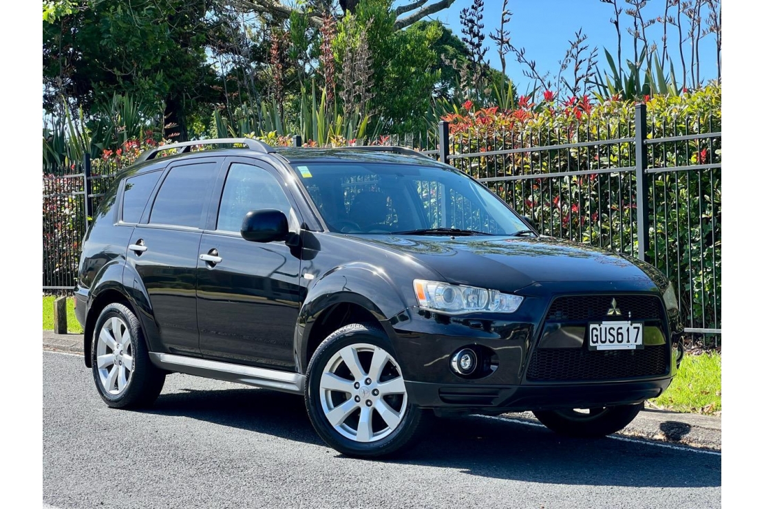 Ilikethat - Mitsubishi, Outlander 2.4 XLS, 4WD, 7 SEATER, N..., 2010  - Auckland City, Auckland 