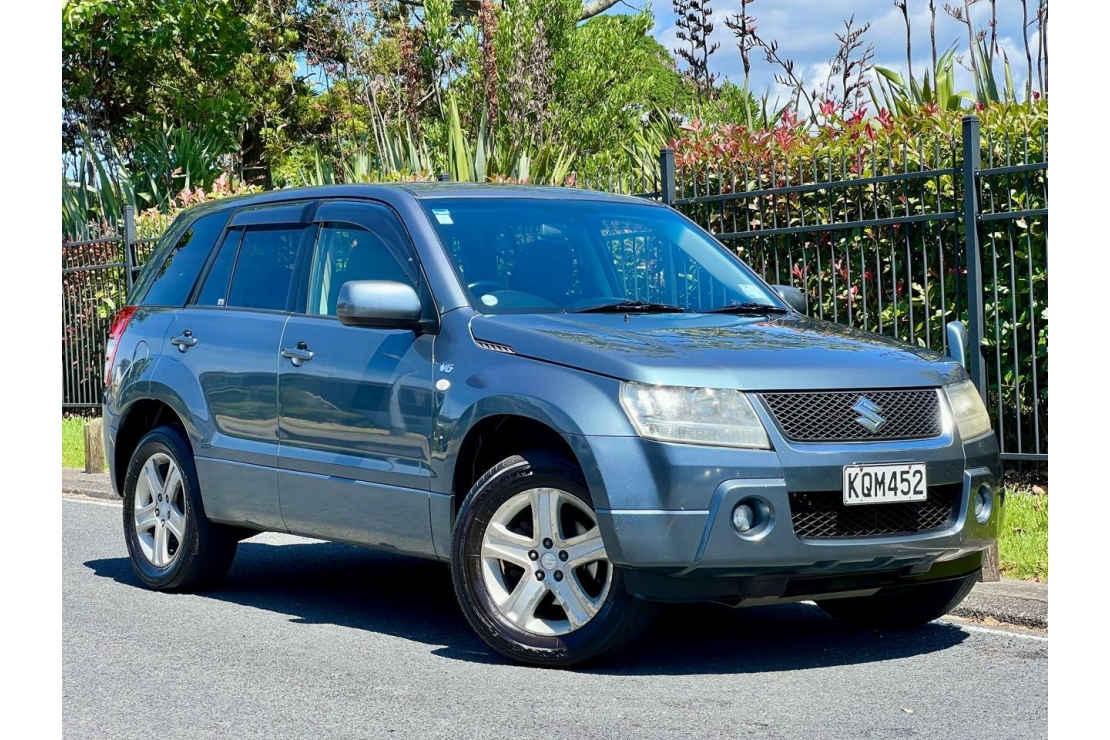 Ilikethat - Suzuki, Escudo V6 4WD, SPECIAL, HEATED S..., 2006  - Auckland City, Auckland 